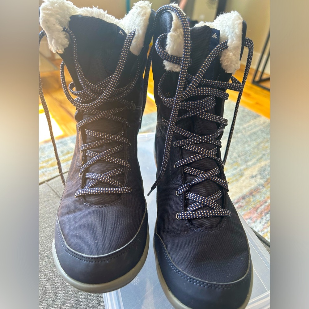 New Hiking Boots, Quechua SH100 (Waterproof)